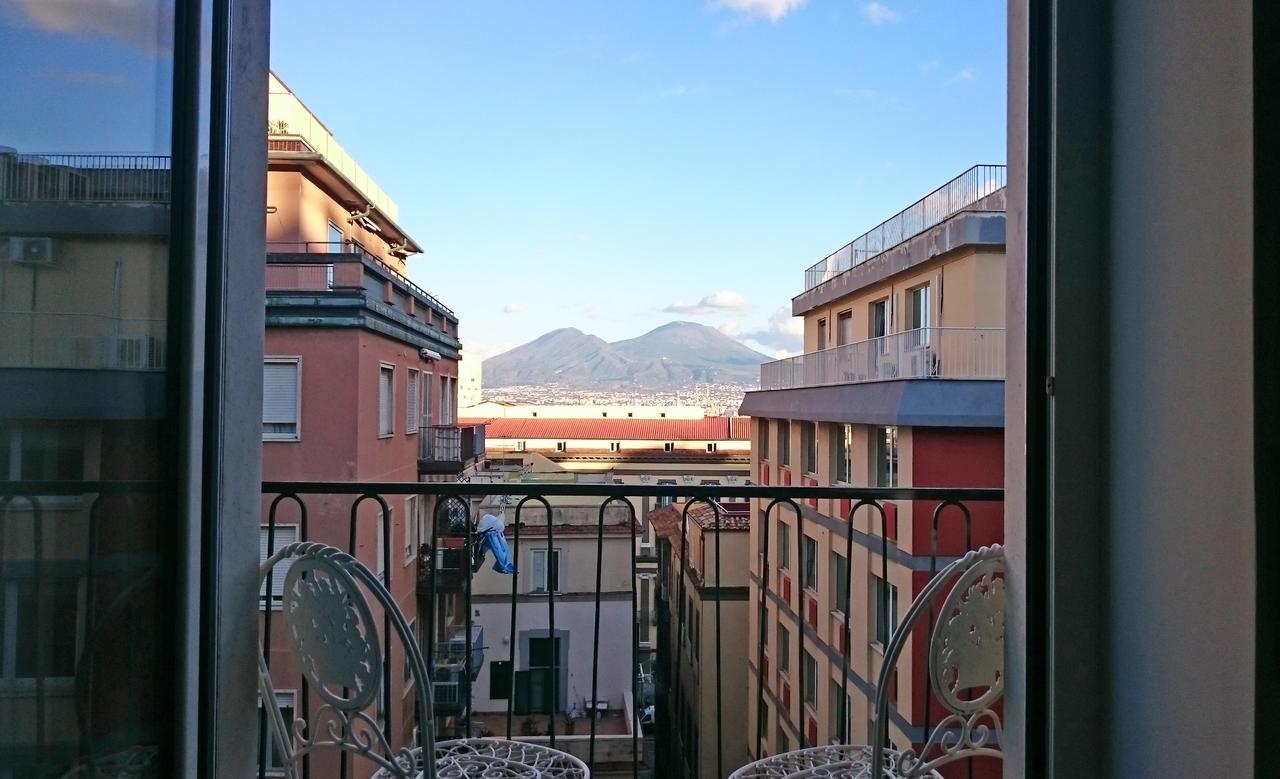 Guantai 30 Bed & Breakfast Napoli Dış mekan fotoğraf